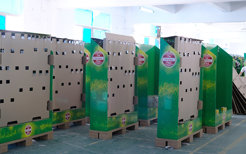 Floor Shipper Display Co-pack Floor Shipper Display Co-pack