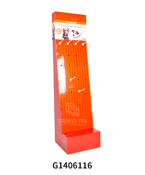 rdboard Retail Display with PegHook for Dog Chain